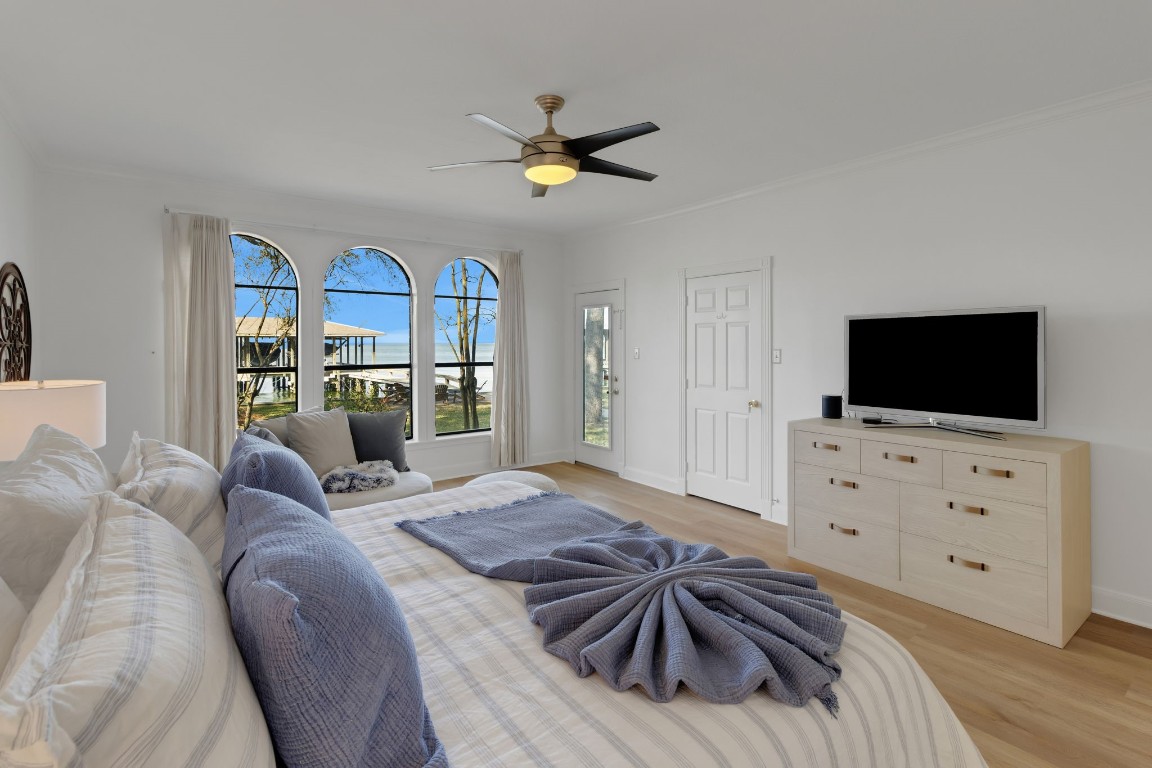 40 Pebble Beach Circle Coldspring, TX 77331 - Photo 23 of 50 The primary bedroom has its own entrance to the covered back patio