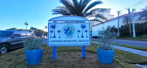 $1,800 | 890 North Federal Highway, Unit 406, Lantana, FL 33462