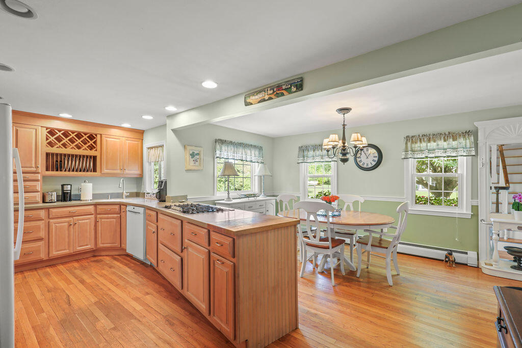 11 Moody Drive Sandwich, MA 02563 - Photo 17 of 50 IMG_5348