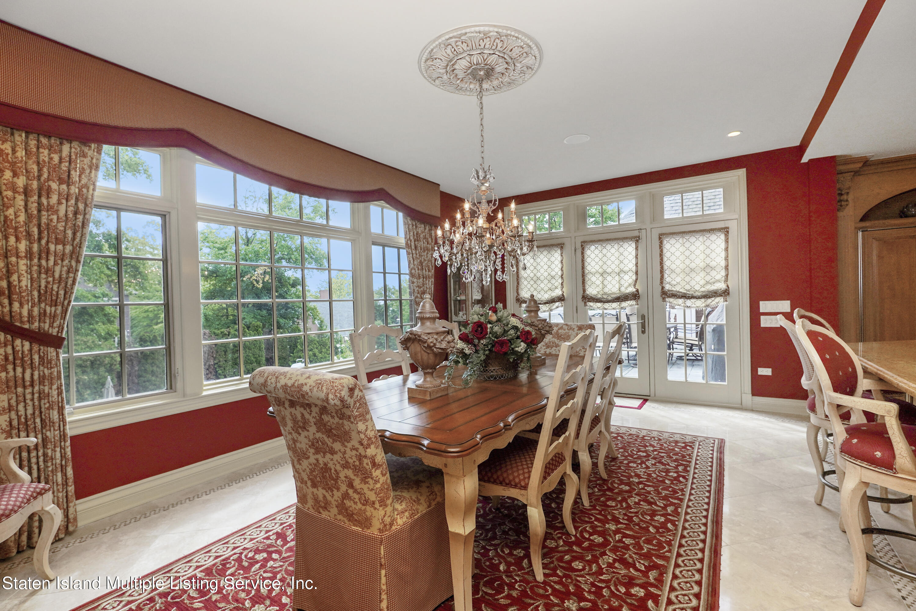 99 Buttonwood Road Staten Island, NY 10304 - Photo 11 of 43 Photo Jan 16 2023, 9 45 30 AM