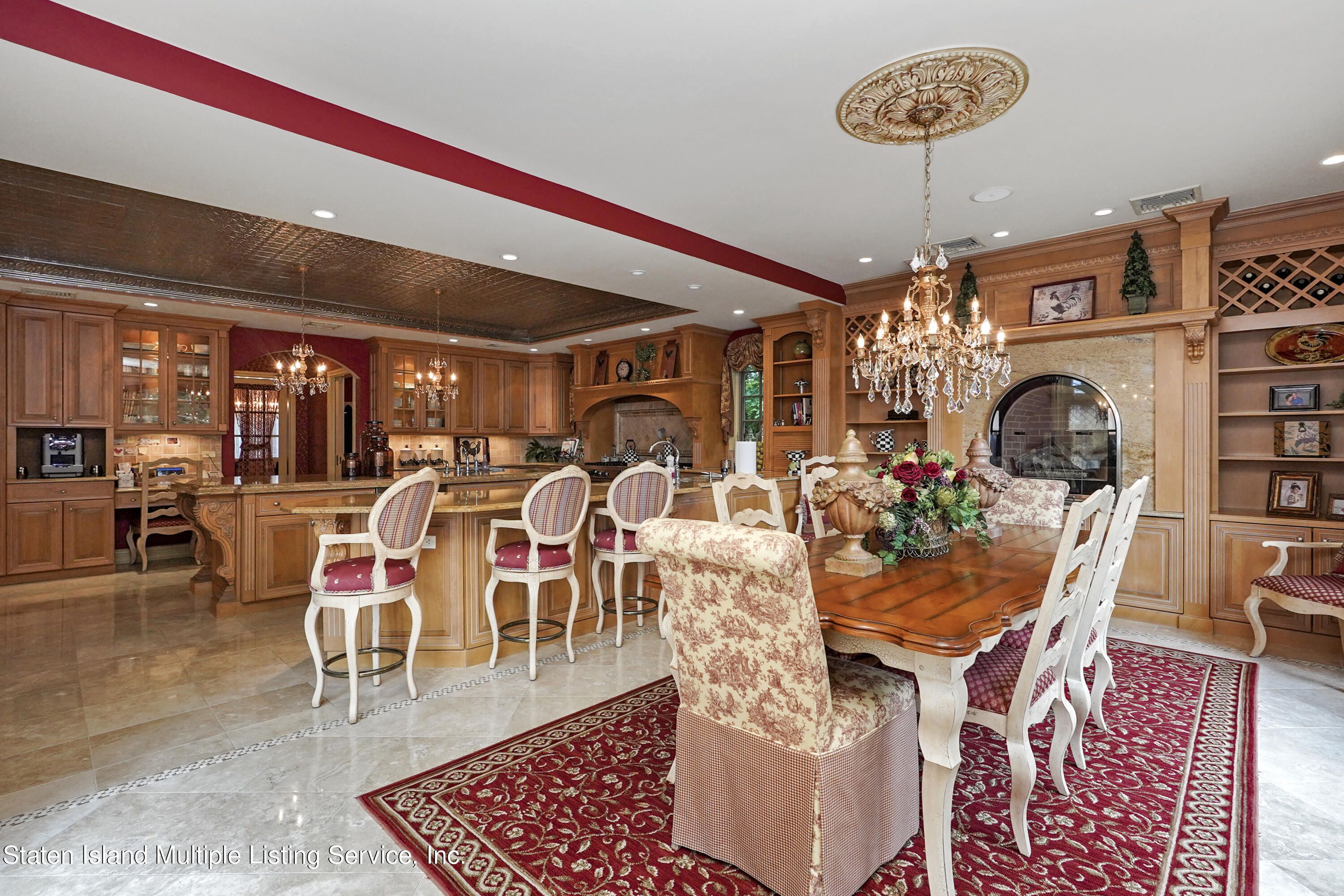 99 Buttonwood Road Staten Island, NY 10304 - Photo 10 of 43 Photo Jan 16 2023, 9 43 24 AM