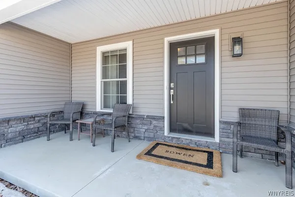 $569,900 | 24 B Essex Woods Lane, Amherst, NY 14228