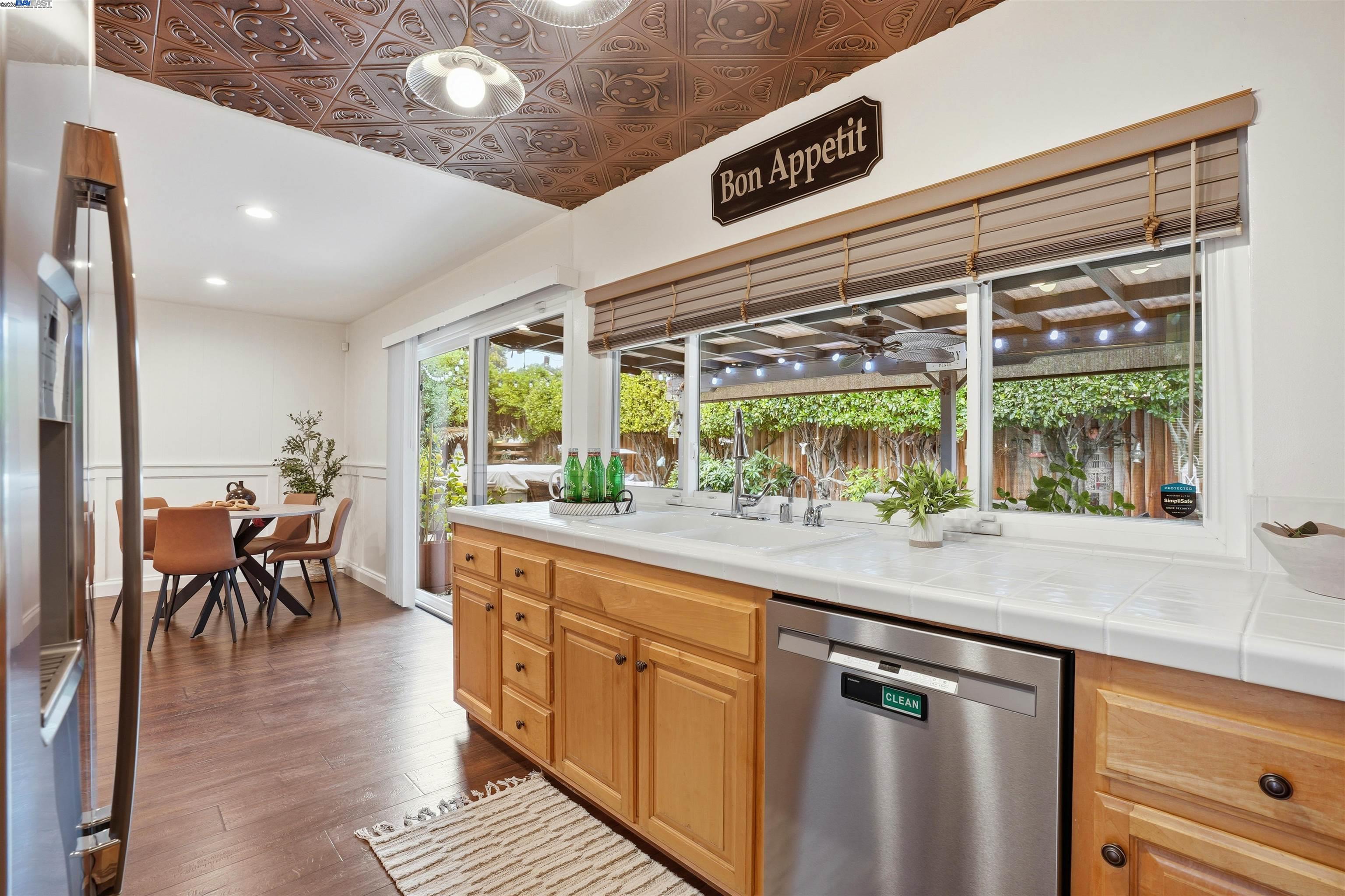 4490 Buckthorn Court Concord, CA 94521 - Photo 19 of 45