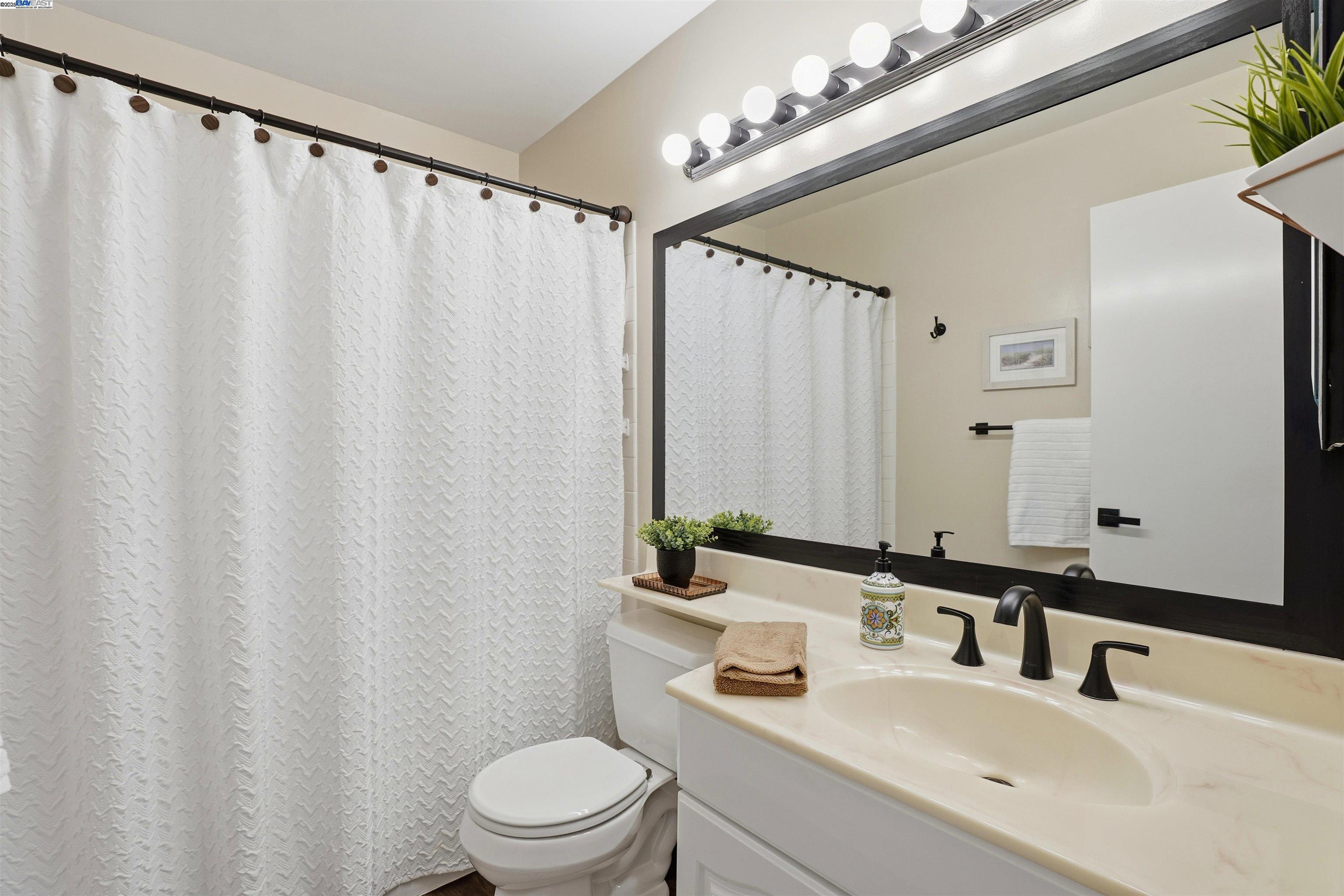 4490 Buckthorn Court Concord, CA 94521 - Photo 20 of 45