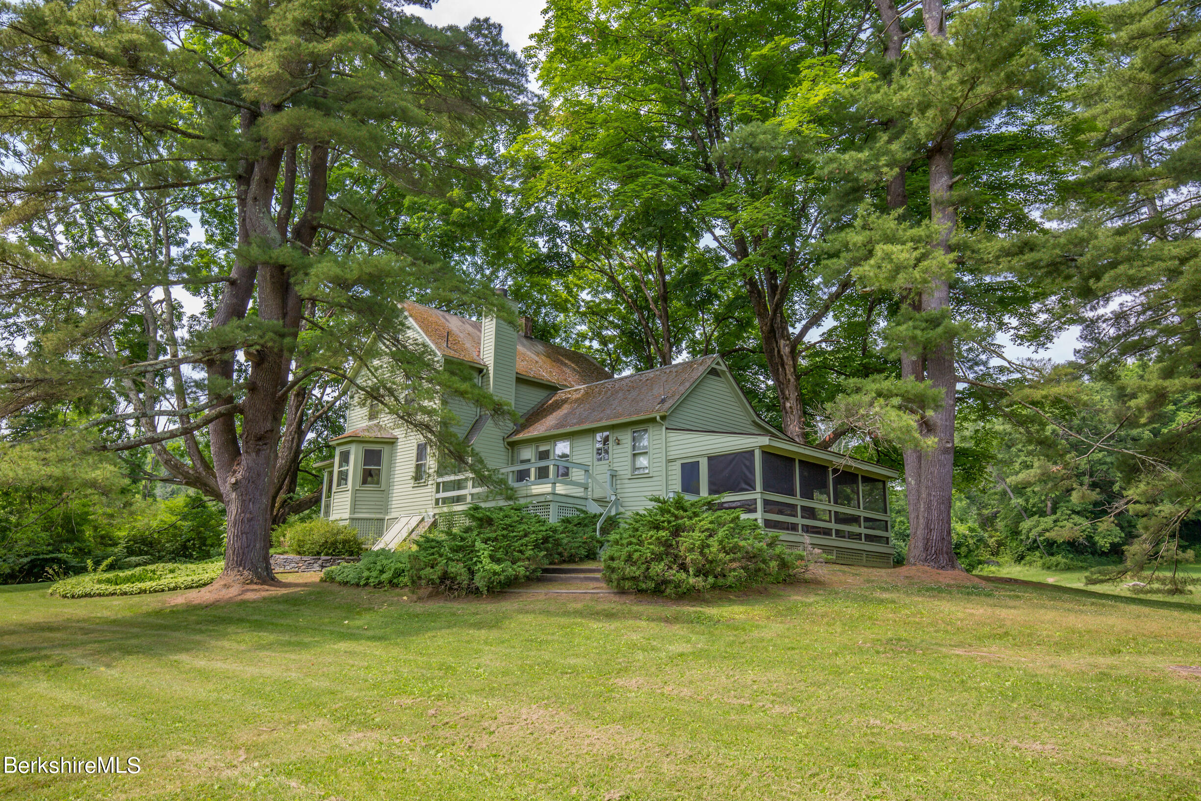 424 Cooper Hill Road Sheffield, MA 01257 - Photo 39 of 45 Side View