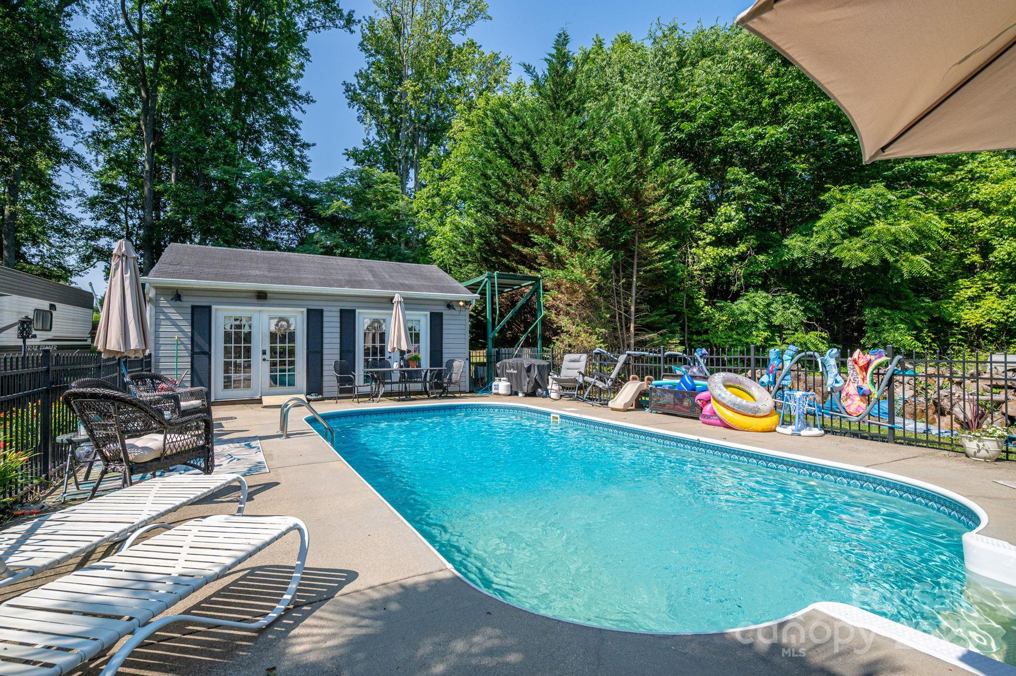 1575 Lewis Farm Road Kings Mountain, NC 28086 - Photo 32 of 37