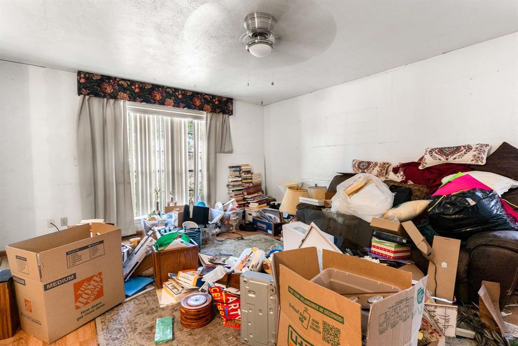 3024 Conflans Road, Unit 3026 Irving, TX 75061 - Photo 6 of 29 a bedroom with furniture and a window