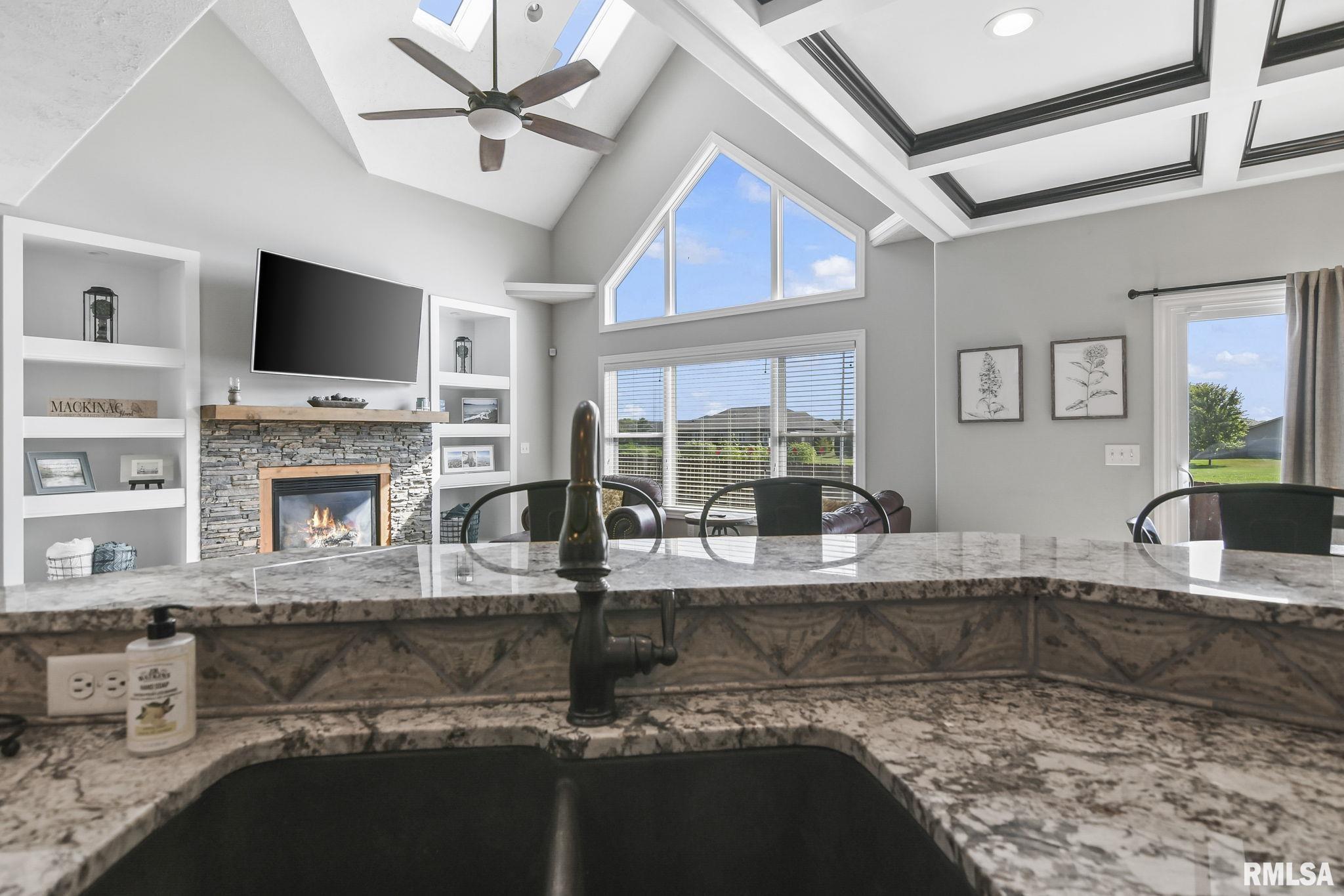 5001 Mountain View Drive Springfield, IL 62711 - Photo 17 of 41 Gallery Image 17