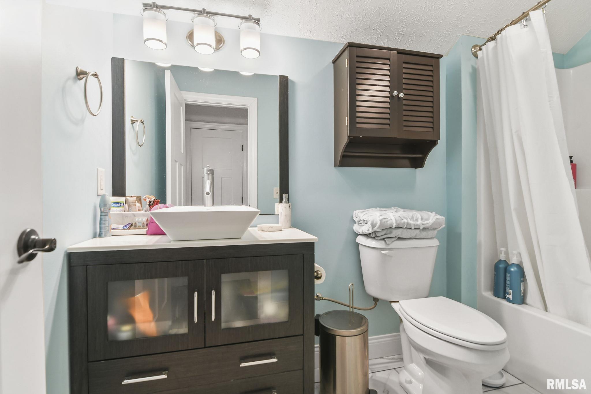 5001 Mountain View Drive Springfield, IL 62711 - Photo 32 of 41 Gallery Image 32