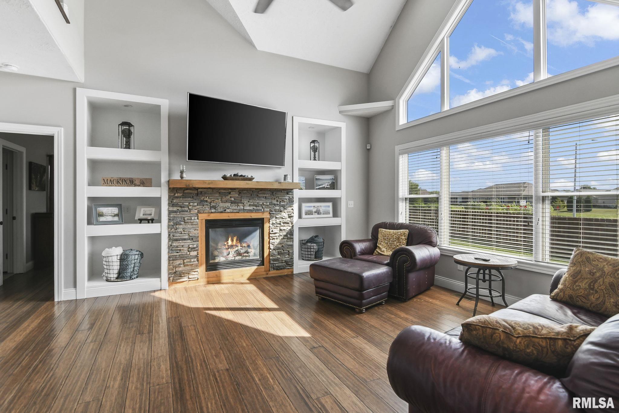 5001 Mountain View Drive Springfield, IL 62711 - Photo 5 of 41 Gallery Image 5