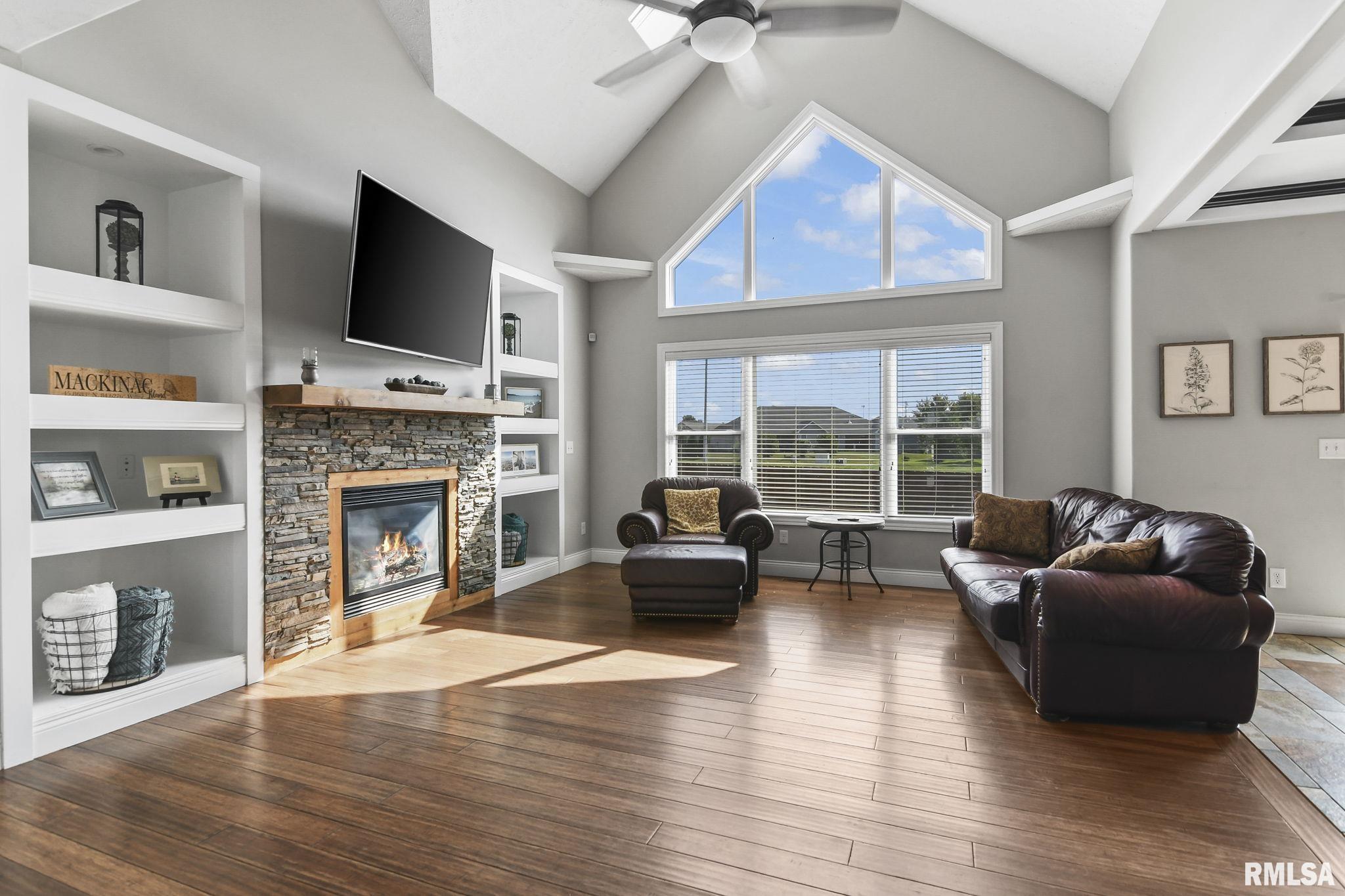 5001 Mountain View Drive Springfield, IL 62711 - Photo 6 of 41 Gallery Image 6