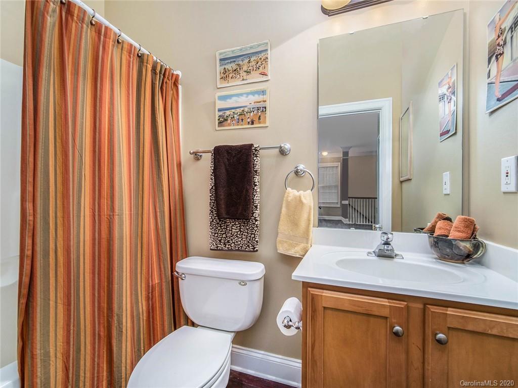 1344 Barnett Woods Fort Mill, SC 29708 - Photo 31 of 41 Gallery Image 31
