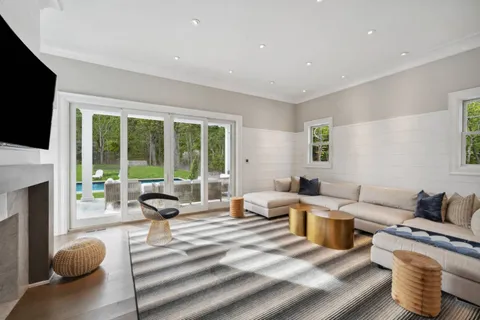 $8,500,000 | 9 Seaponack Drive, Sag Harbor, NY 11963