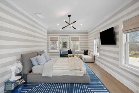 $8,500,000 | 9 Seaponack Drive, Sag Harbor, NY 11963