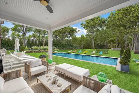 $9,195,000 | 9 Seaponack Drive, Sag Harbor, NY 11963
