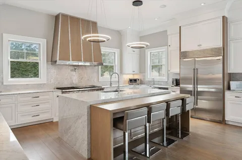 $8,500,000 | 9 Seaponack Drive, Sag Harbor, NY 11963