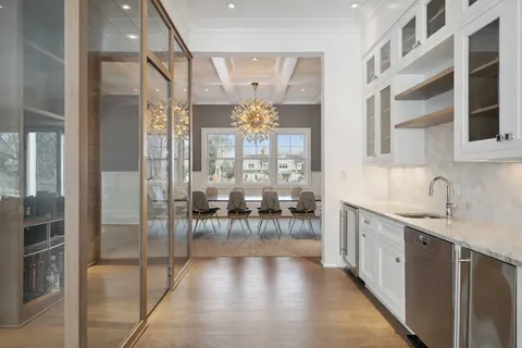 $8,500,000 | 9 Seaponack Drive, Sag Harbor, NY 11963