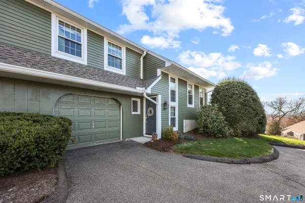 $524,900 | 58 South Mill Drive, Unit 58, Glastonbury, CT 06073