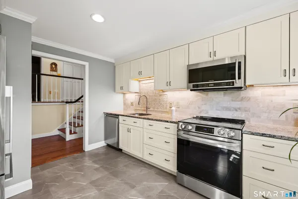 $524,900 | 58 South Mill Drive, Unit 58, Glastonbury, CT 06073