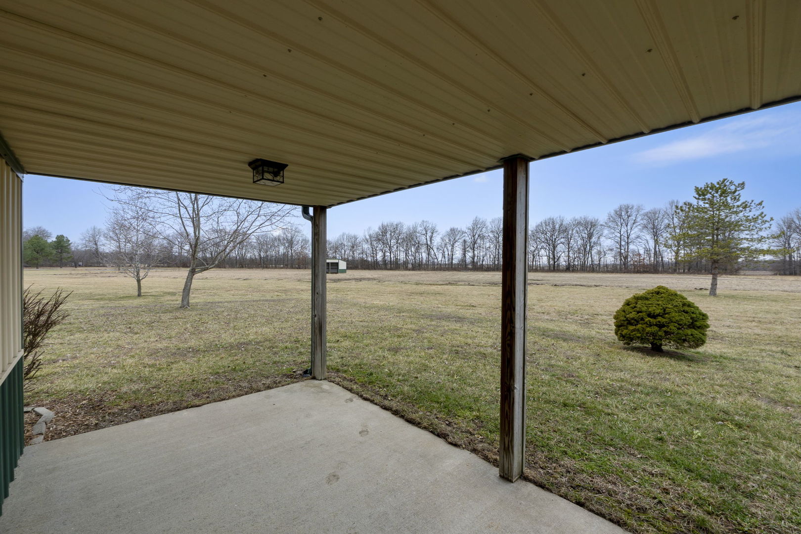 7198 Omega Road Kinmundy, IL 62854 - Photo 13 of 95