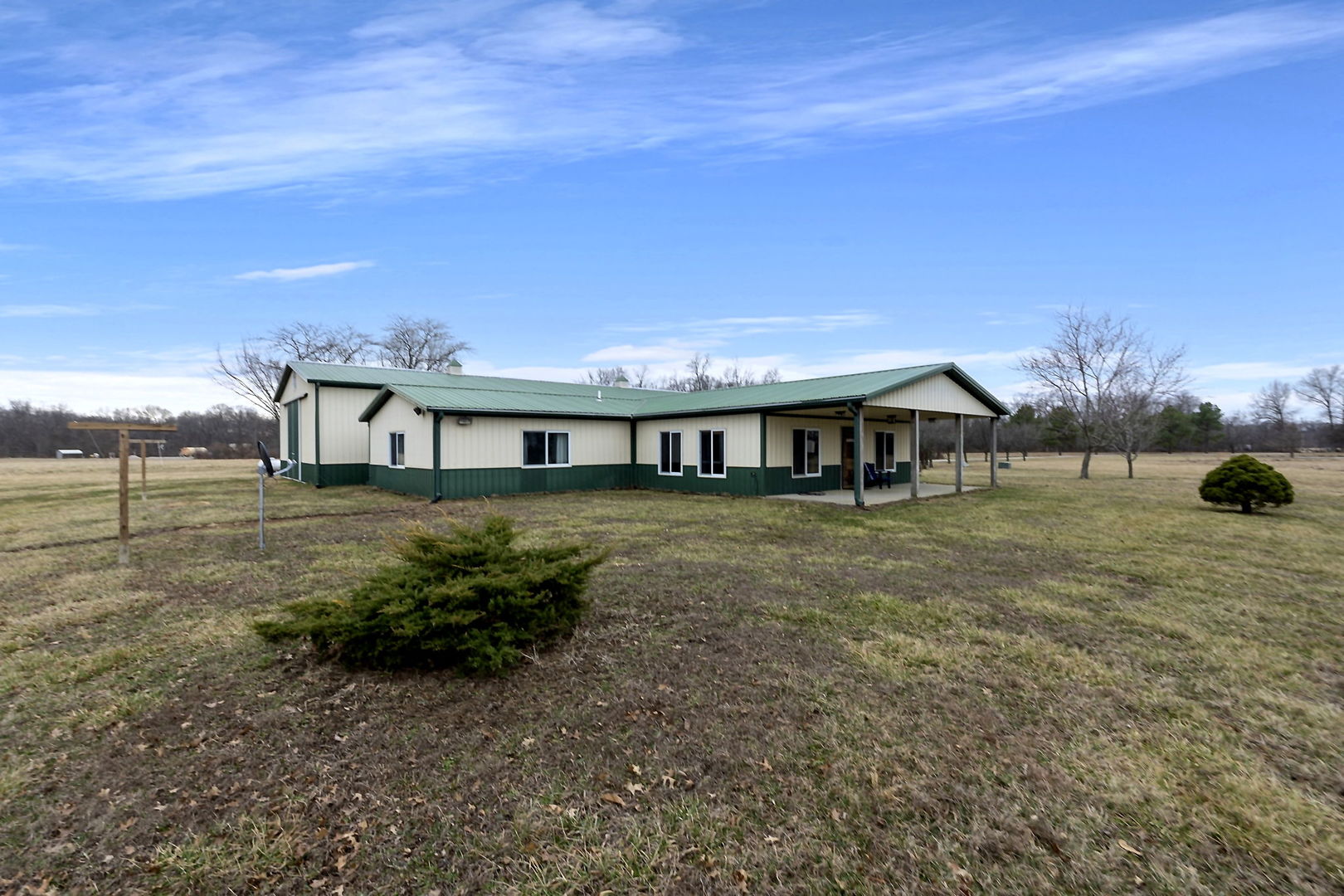 7198 Omega Road Kinmundy, IL 62854 - Photo 77 of 95 a front view of a house with a yard