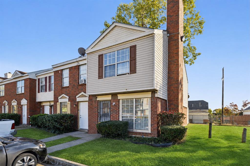 10500 Lake June Road, Unit J09 Dallas, TX 75217 - Photo 2 of 25 Gallery Image 2