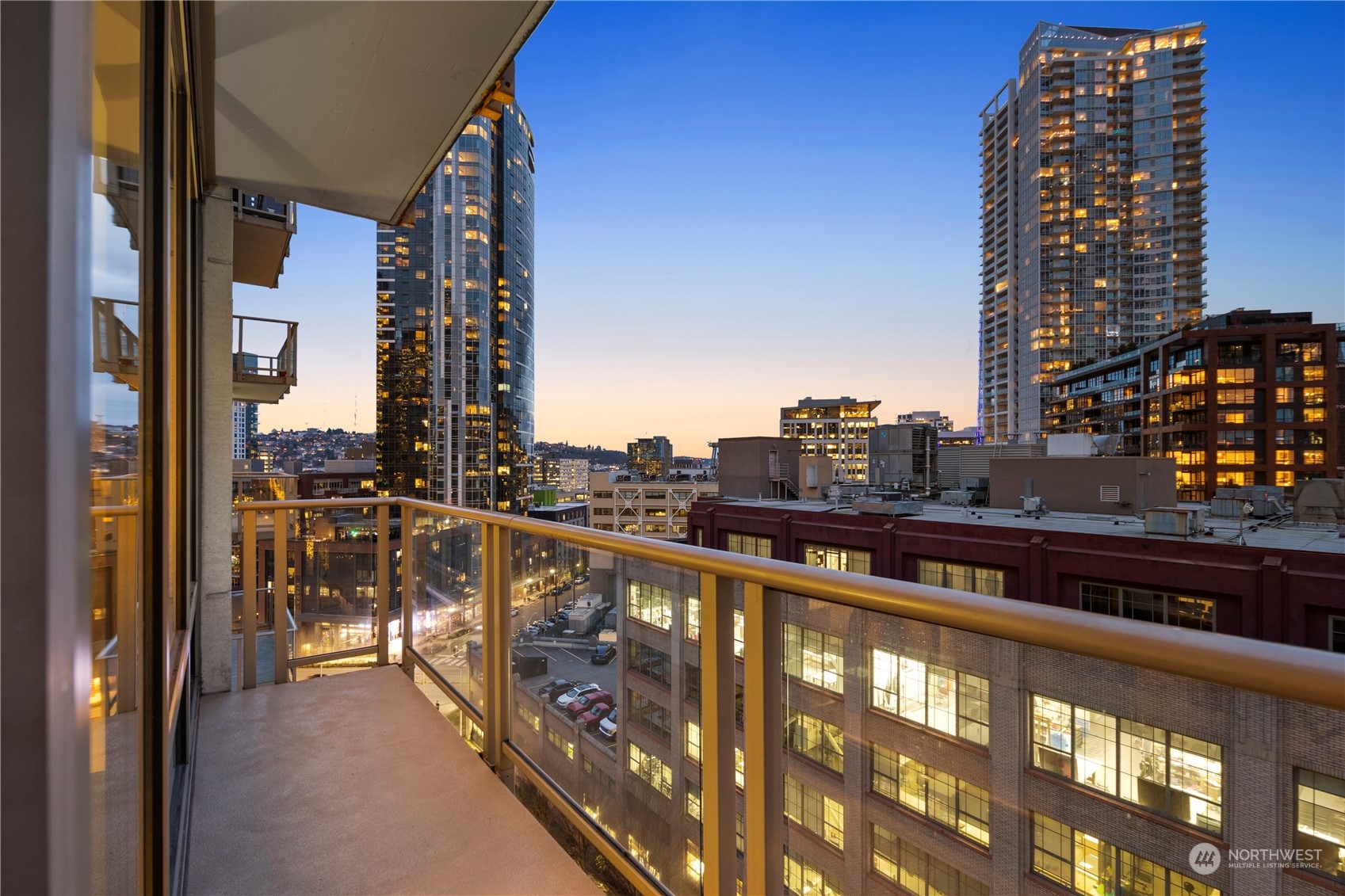 910 Lenora Street, Unit S1003 Seattle, WA 98121 - Photo 18 of 28 a view of balcony with city view