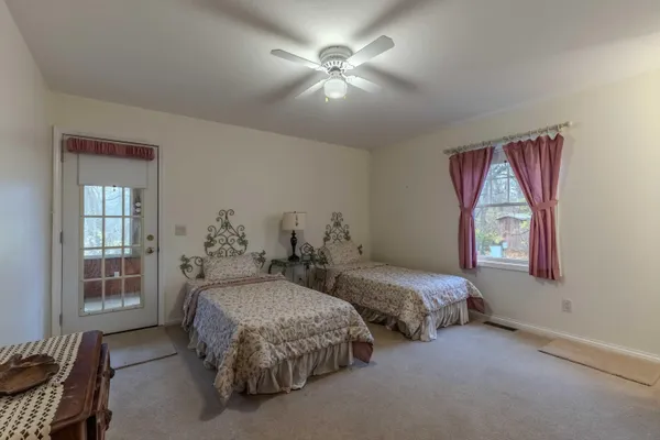 $875,900 | 70778 Halsey Square Road, Burr Oak, MI 49030