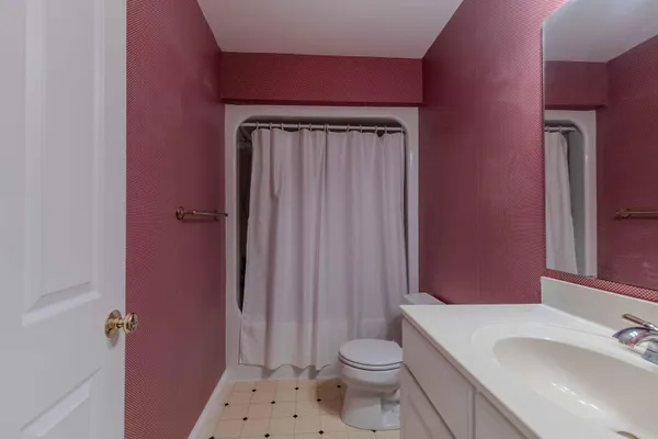 $875,900 | 70778 Halsey Square Road, Burr Oak, MI 49030