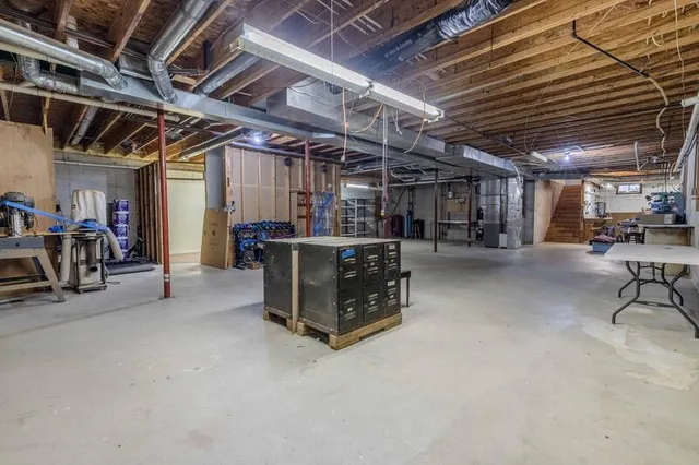 $999,900 | 70778 Halsey Square Road, Burr Oak, MI 49030