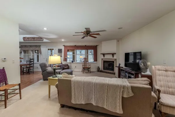 $875,900 | 70778 Halsey Square Road, Burr Oak, MI 49030