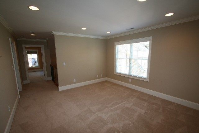 4 Riverside Drive Greenville, SC 29605 - Photo 11 of 24 Gallery Image 11
