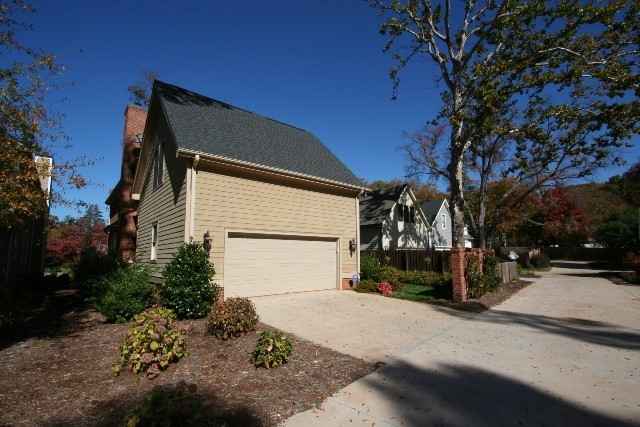 4 Riverside Drive Greenville, SC 29605 - Photo 17 of 24 Gallery Image 17