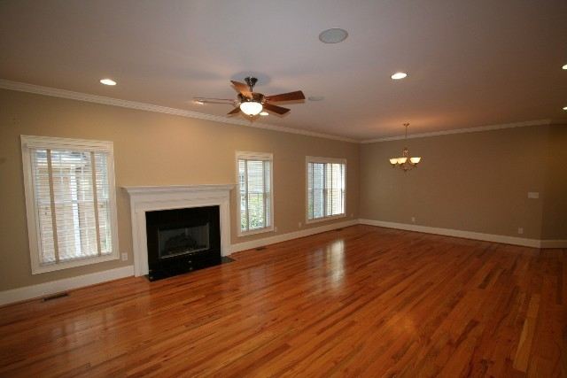 4 Riverside Drive Greenville, SC 29605 - Photo 3 of 24 Gallery Image 3