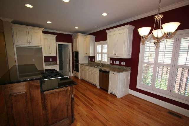 4 Riverside Drive Greenville, SC 29605 - Photo 6 of 24 Gallery Image 6