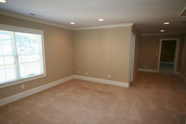 4 Riverside Drive Greenville, SC 29605 - Photo 10 of 24 Gallery Image 10