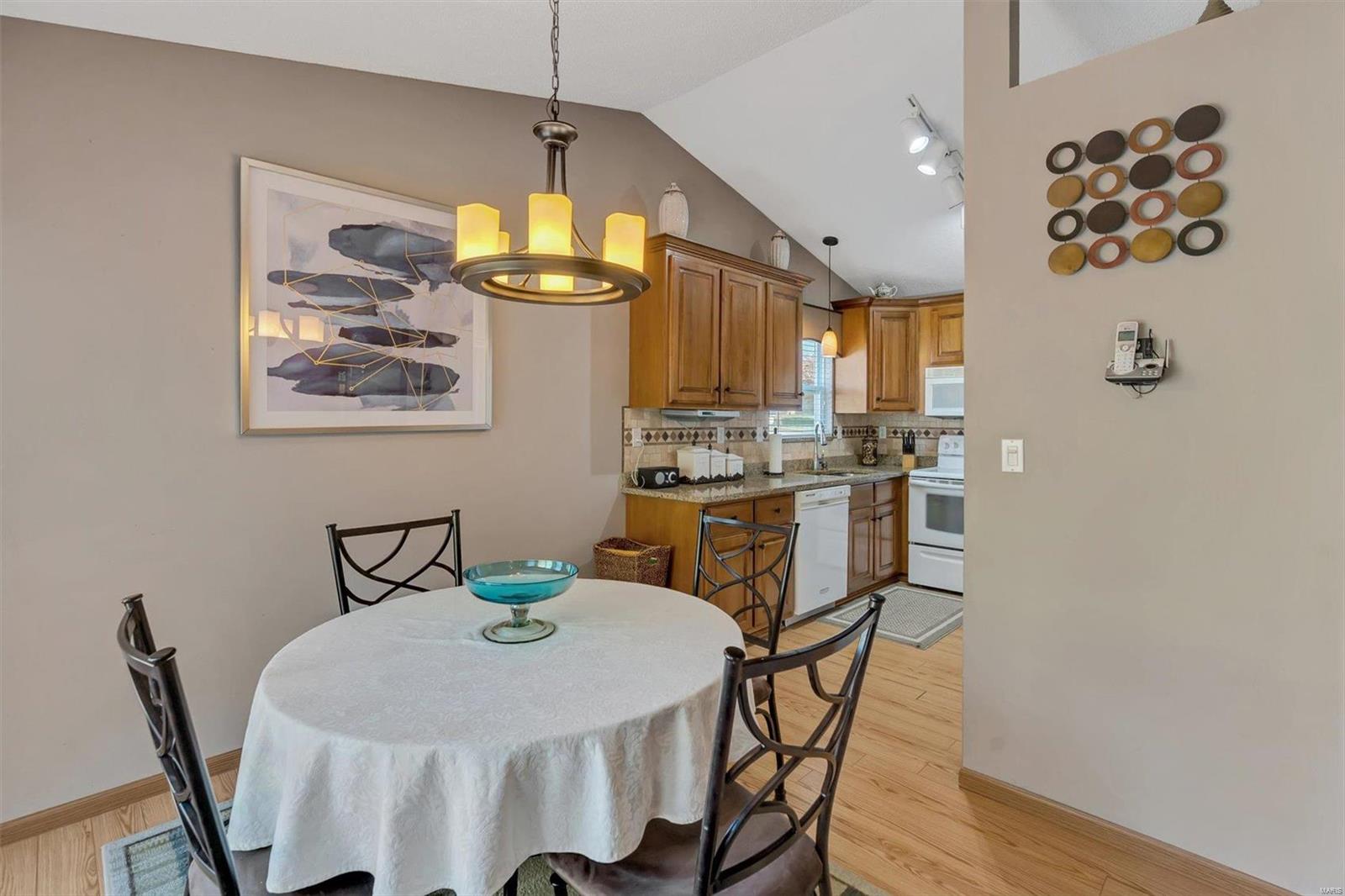 2290 Castlegate Drive Imperial, MO 63052 - Photo 11 of 33