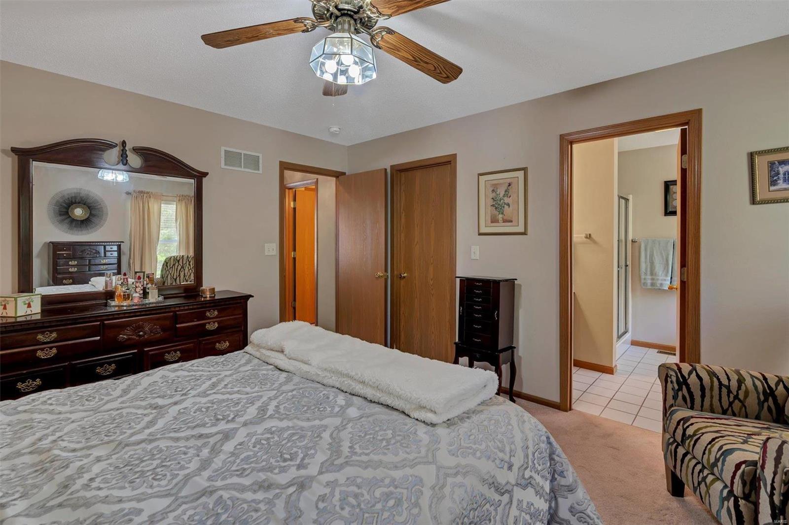 2290 Castlegate Drive Imperial, MO 63052 - Photo 16 of 33