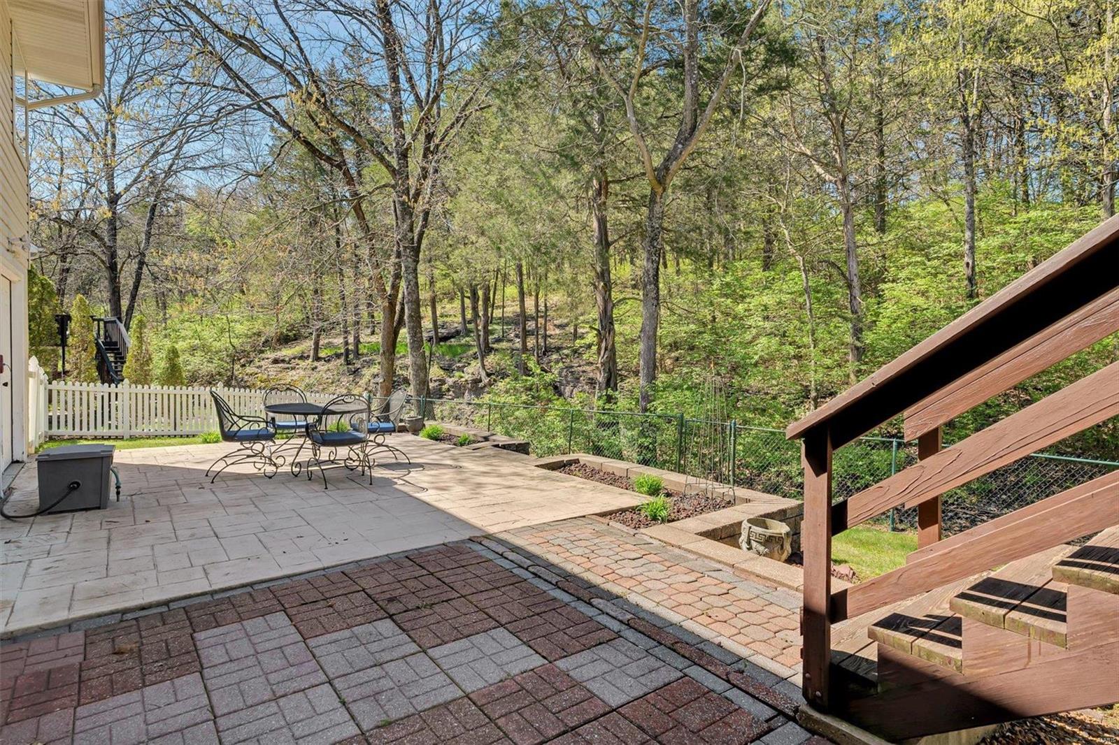 2290 Castlegate Drive Imperial, MO 63052 - Photo 30 of 33