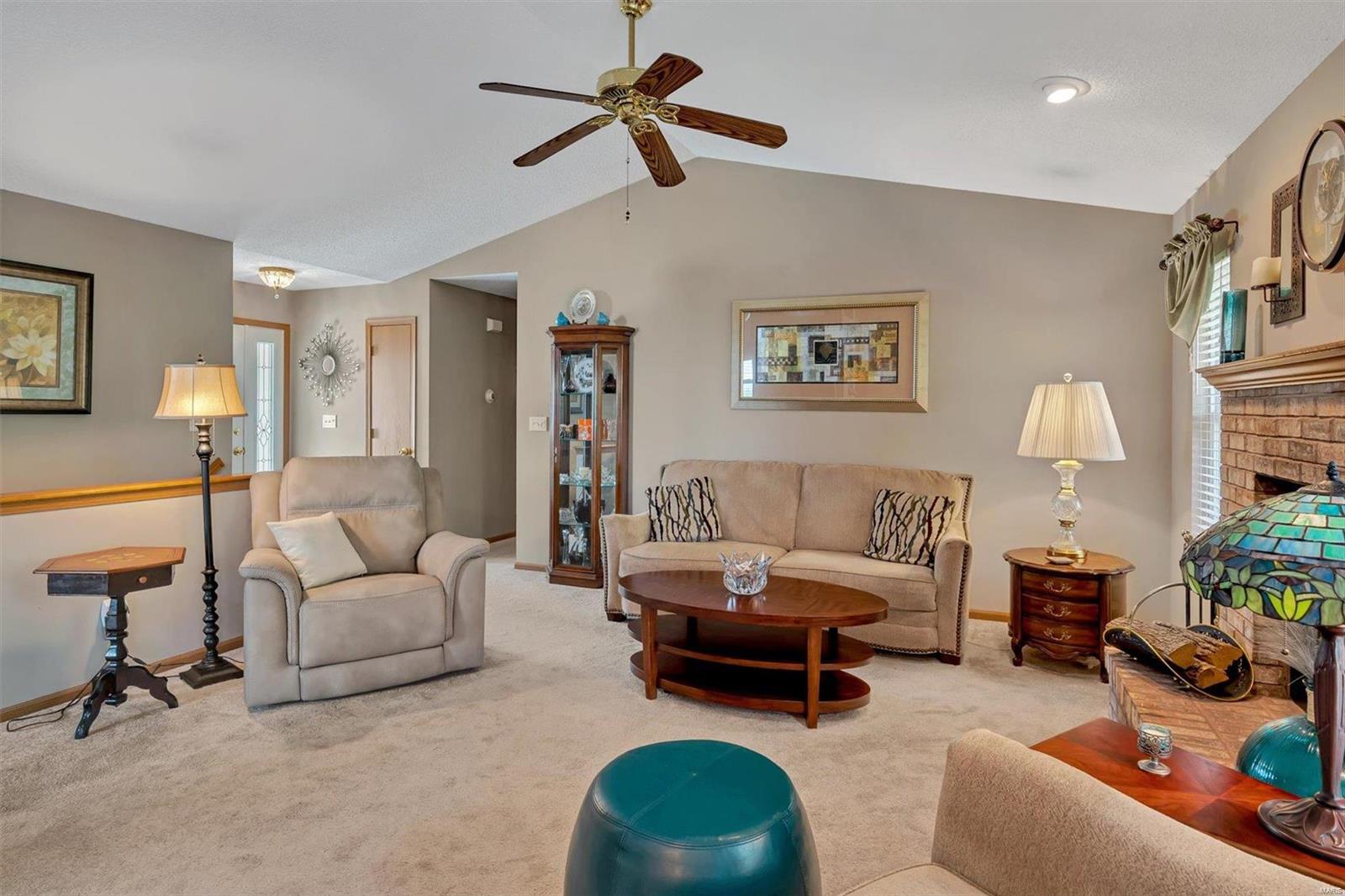 2290 Castlegate Drive Imperial, MO 63052 - Photo 7 of 33