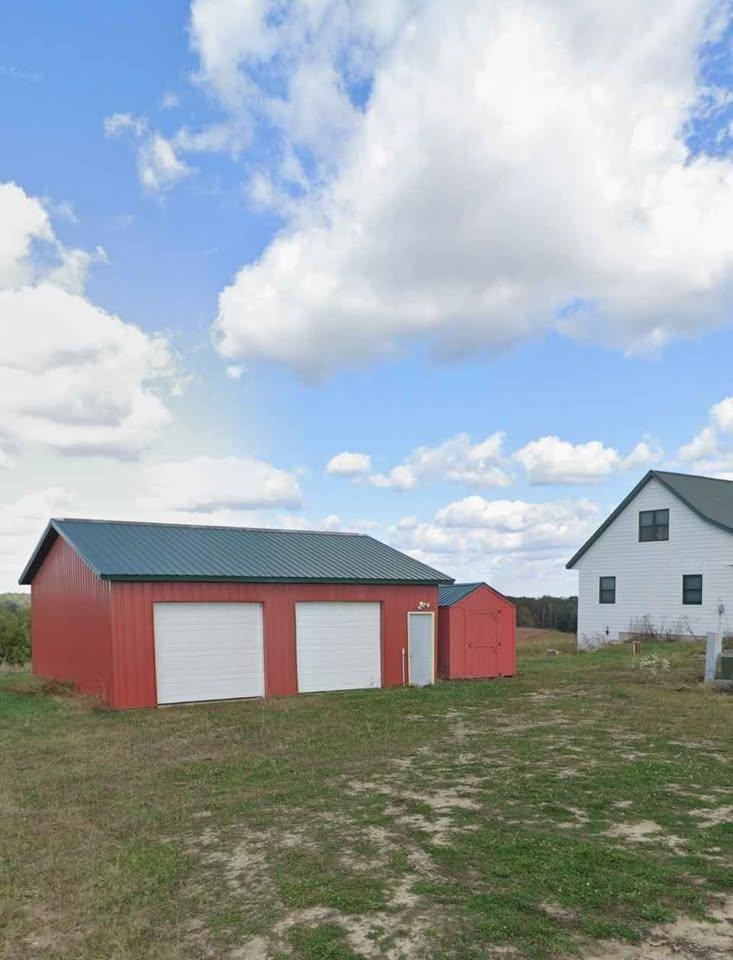 E10246 Yttri Road Readstown, WI 54652 - Photo 2 of 26