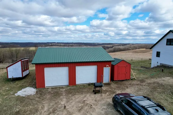 $479,900 | E10246 Yttri Road, Readstown, WI 54652