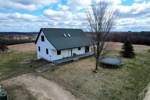 $479,900 | E10246 Yttri Road, Readstown, WI 54652