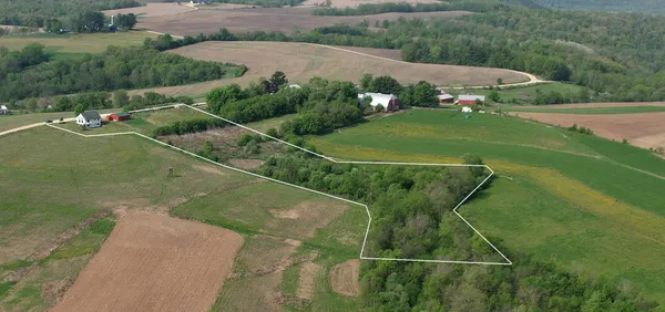 $479,900 | E10246 Yttri Road, Readstown, WI 54652