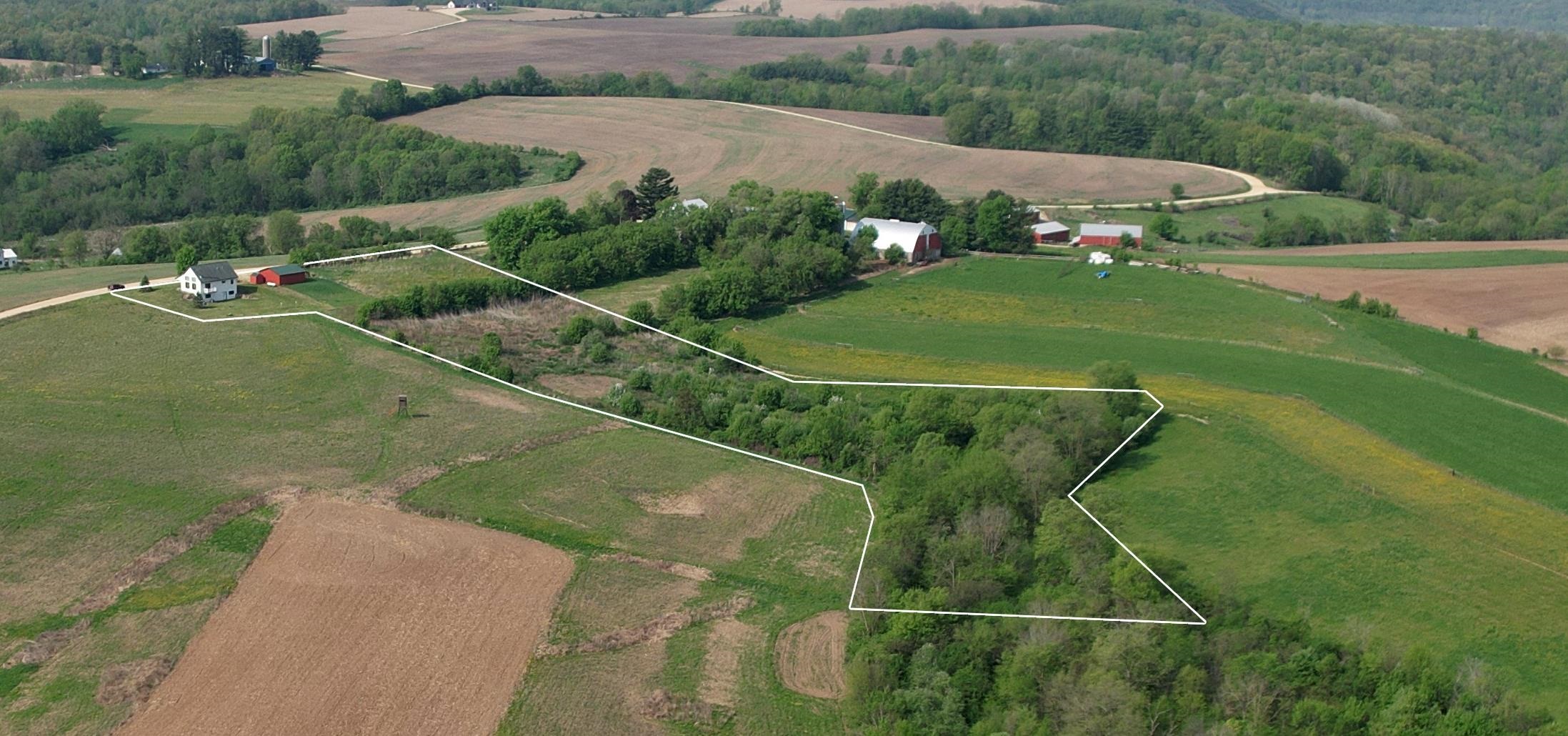 E10246 Yttri Road Readstown, WI 54652 - Photo 3 of 26