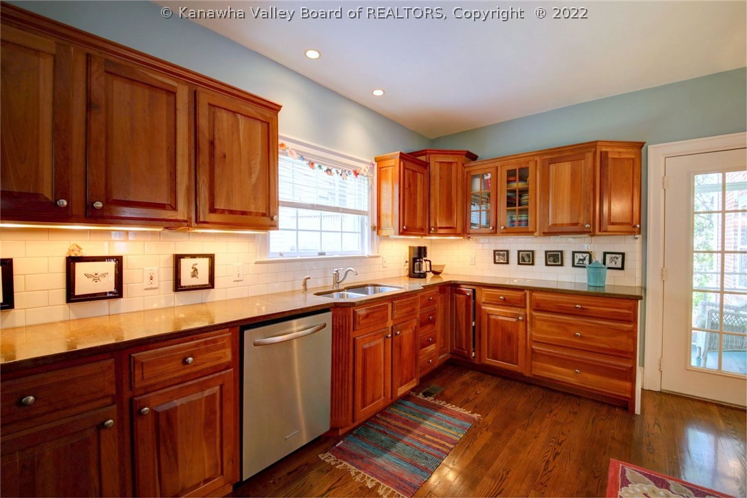 703 Crawford Road Charleston, WV 25314 - Photo 16 of 30 Gallery Image 16