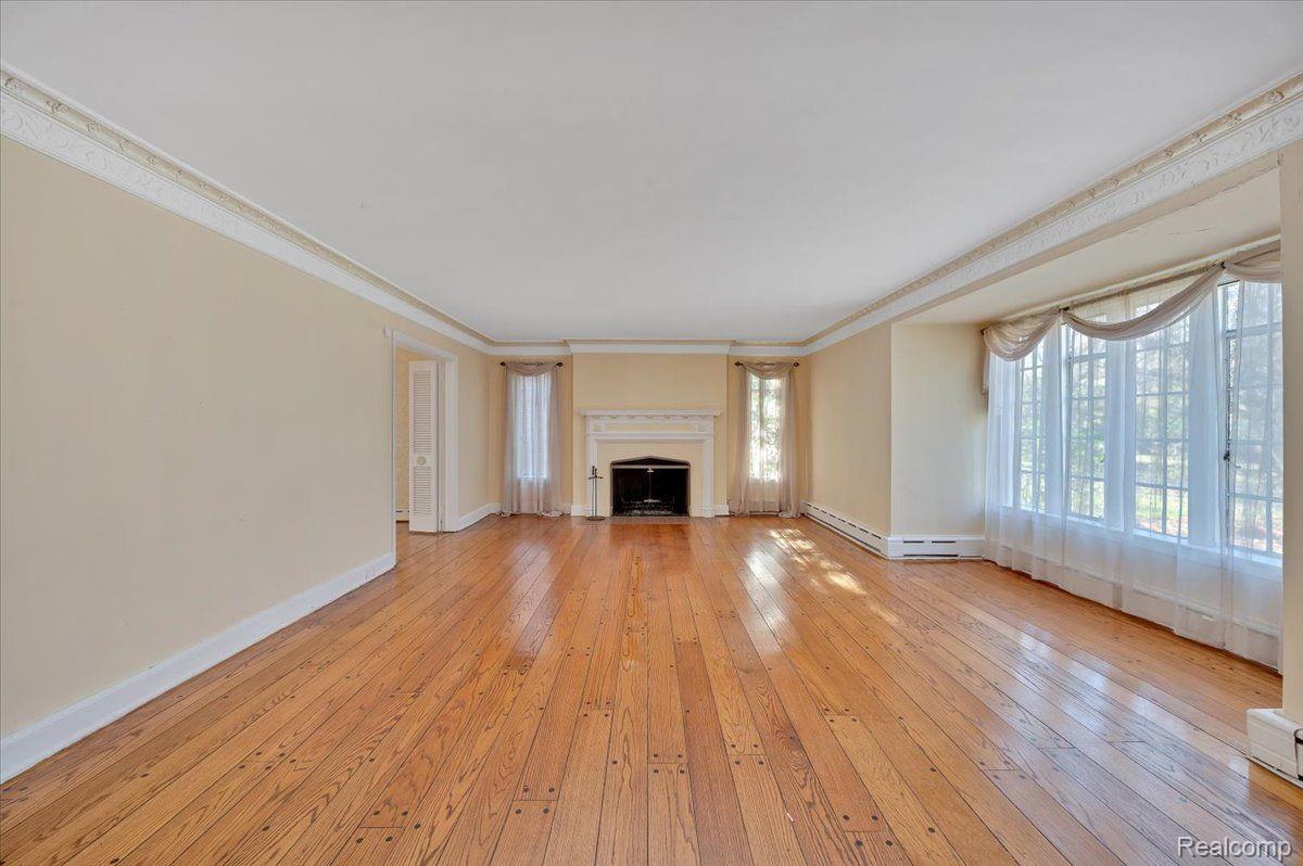 19160 Woodston Road Highland Park, MI 48203 - Photo 12 of 65 Gallery Image 12