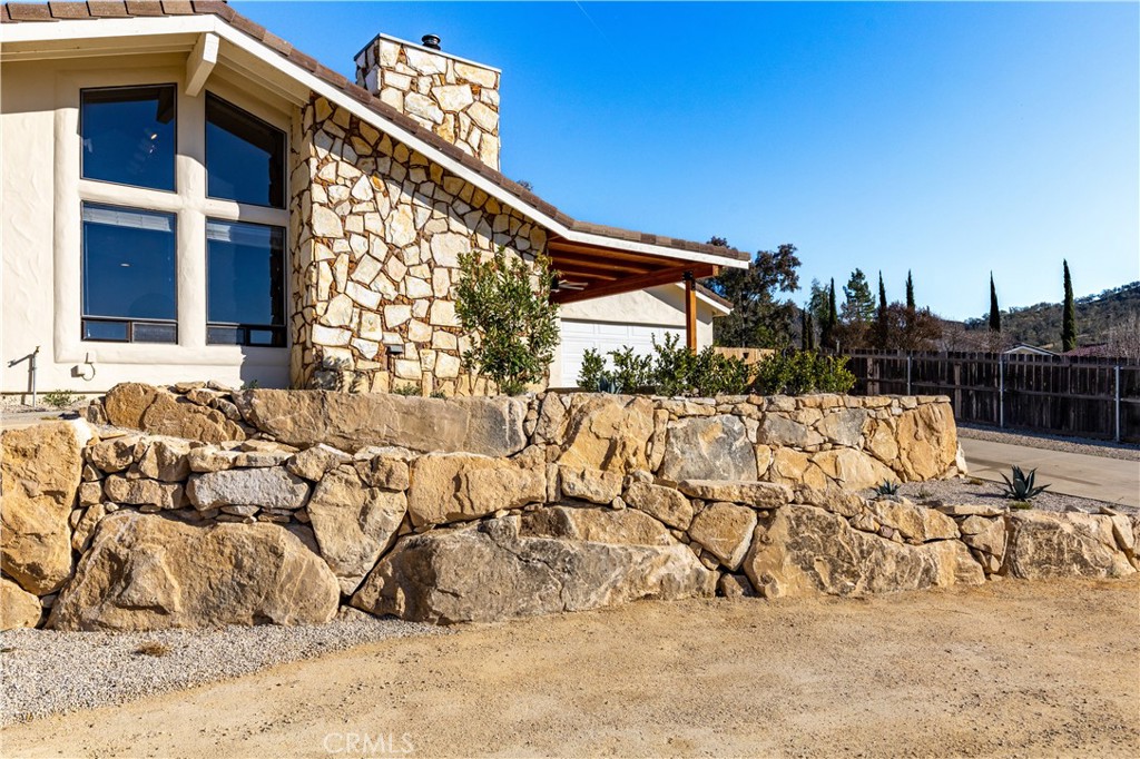 1670 Southfork Place Paso Robles, CA 93446 - Photo 13 of 61 a view of outdoor space yard and patio