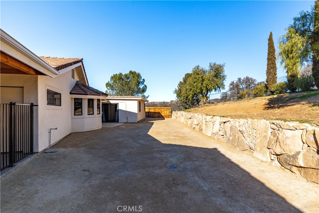 1670 Southfork Place Paso Robles, CA 93446 - Photo 21 of 61