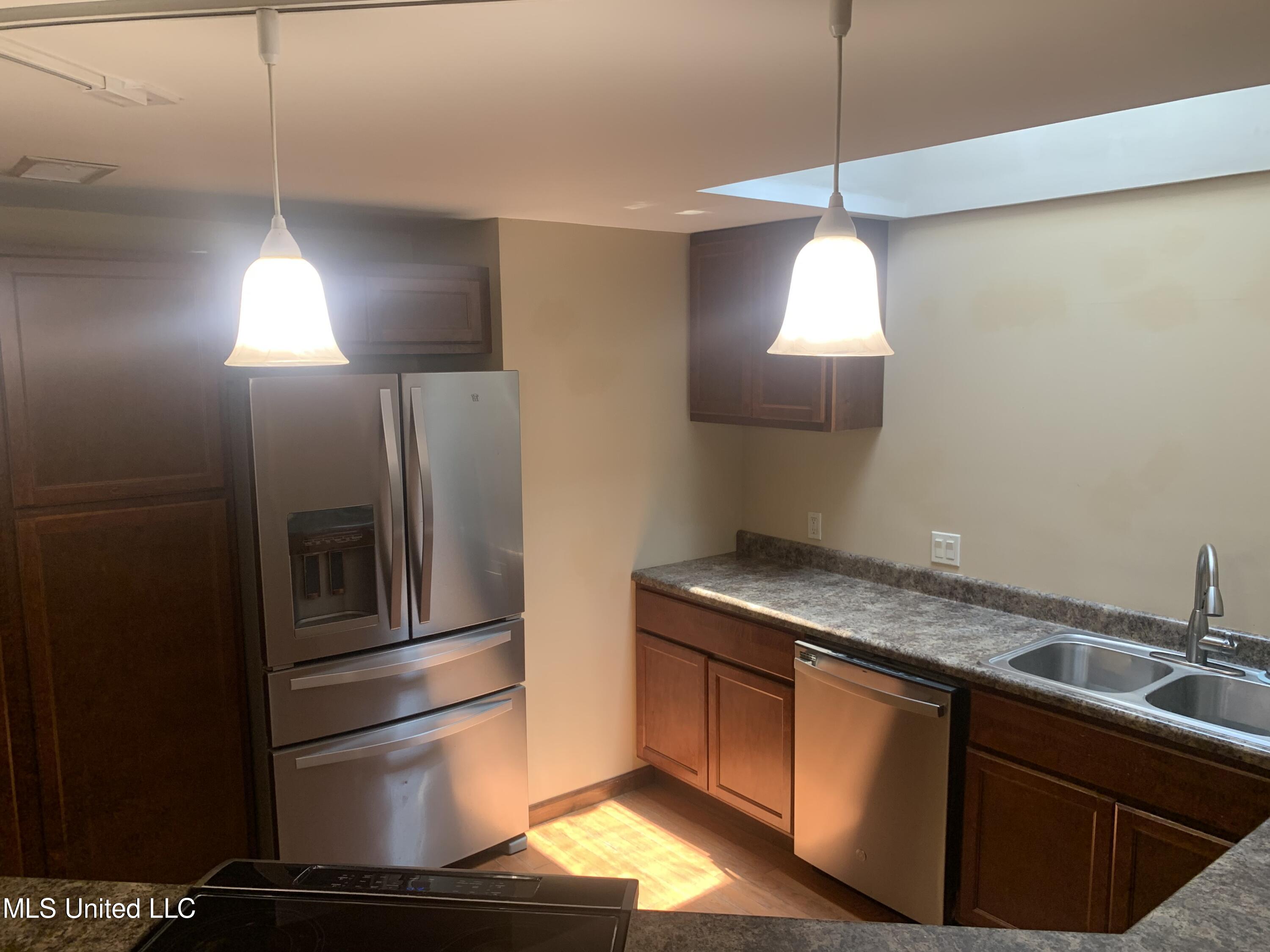 473 Jim Money Road Biloxi, MS 39531 - Photo 5 of 18 JM kitchen